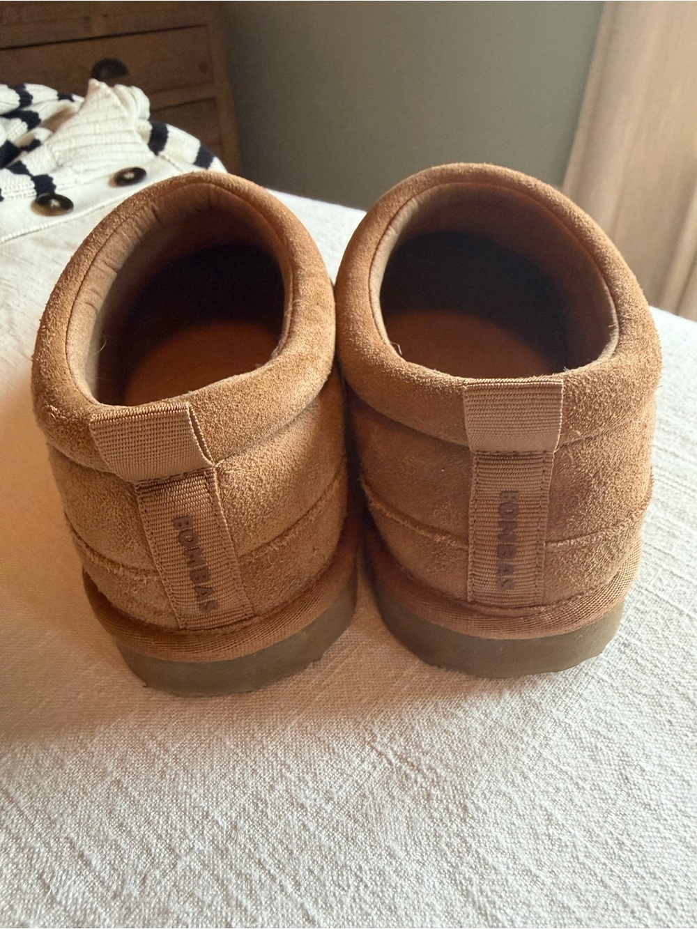 BOMBAS Saturday Suede Slip-on - Picture 3 of 4